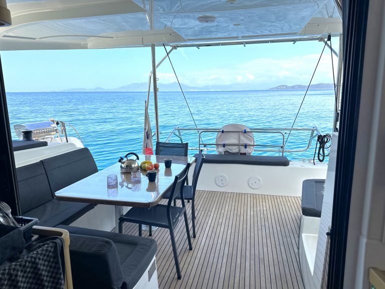 cockpit lagoon 42